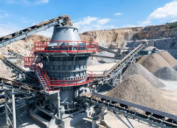 Cone crushing circuit with conveyors