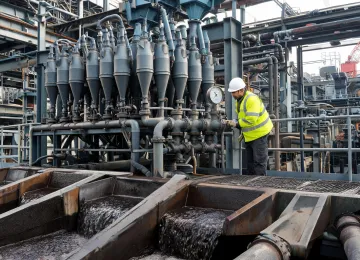 Hydrocyclone cluster classification plant
